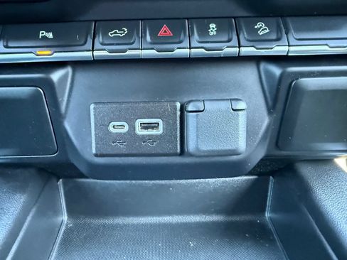 Certified 2022 Chevrolet Silverado 1500 LT Trail Boss w/ Safety Package AWD/4WD image 26