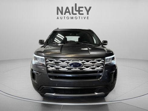 Used 2019 Ford Explorer XLT w/ Equipment Group 202A image 8