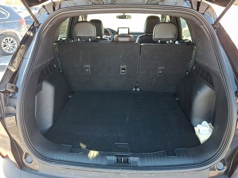 Used 2025 Ford Escape ST-Line image 18