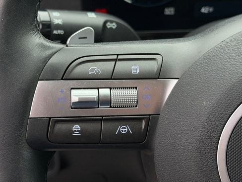 Certified 2024 Hyundai Kona Limited image 18