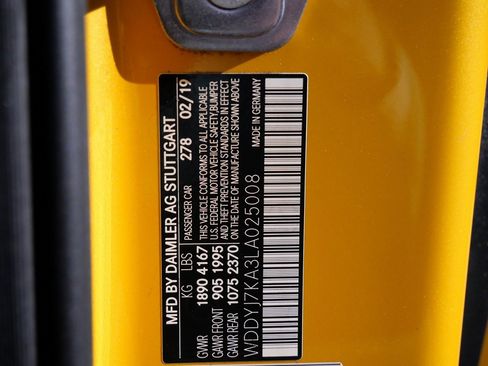 Used 2020 Mercedes-Benz AMG GT R image 30