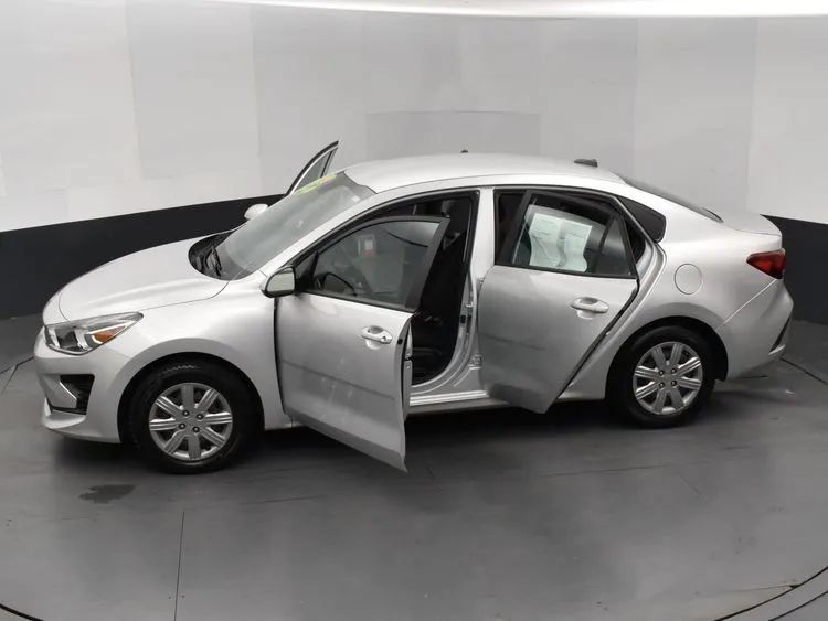 Used 2023 Kia Rio LX FWD image 7