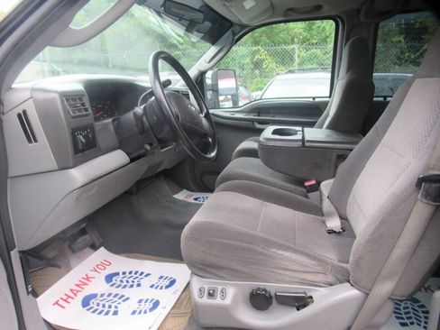 Used 2003 Ford F250 XLT AWD/4WD image 22