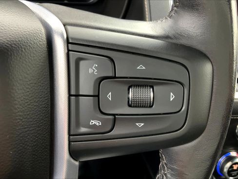 Used 2022 GMC Yukon SLT w/ SLT Luxury Package image 24