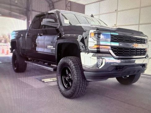 Used 2017 Chevrolet Silverado 1500 LT w/ True North Edition AWD/4WD image 1