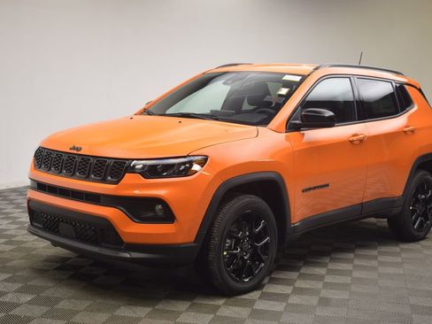 New 2026 Jeep Compass Latitude image 14
