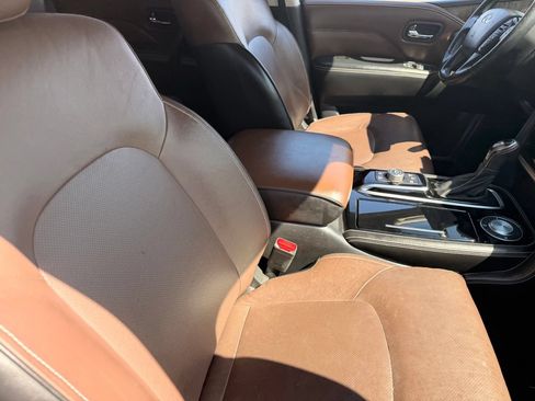 Used 2022 INFINITI QX80 Premium Select w/ Cargo Package RWD image 9