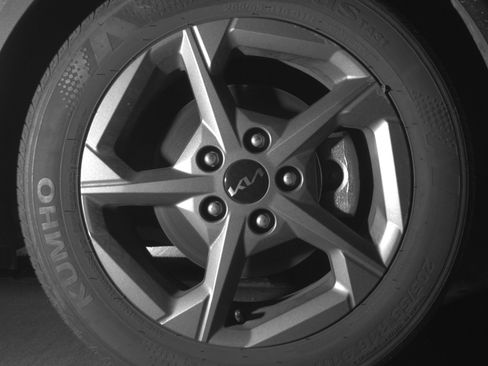 Used 2025 Kia K4 LXS image 13