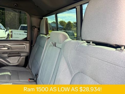 Used 2021 RAM 1500 Big Horn RWD image 16