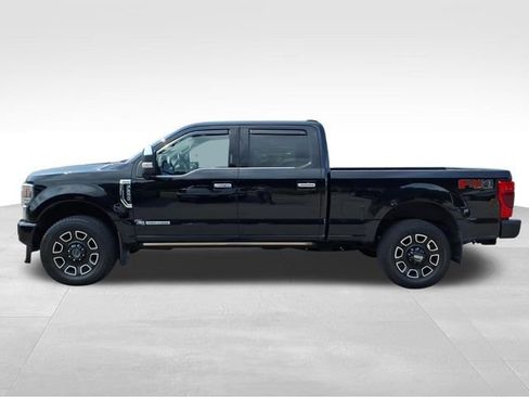 Used 2022 Ford F250 Platinum AWD/4WD image 6