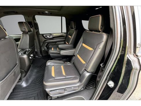Used 2023 GMC Yukon XL AT4 w/ AT4 Premium Package AWD/4WD image 35