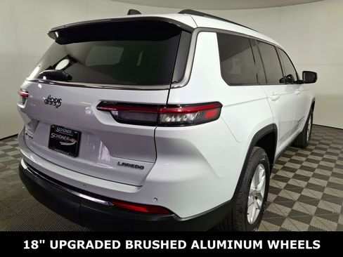 Used 2023 Jeep Grand Cherokee L Laredo AWD/4WD image 5