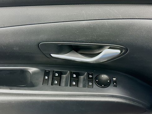 Used 2025 Hyundai Tucson SEL AWD/4WD image 15