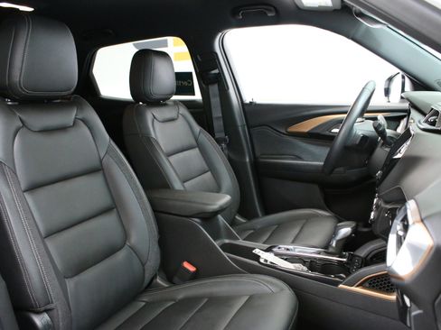 Certified 2023 Chevrolet TrailBlazer ACTIV w/ Convenience Package FWD image 33