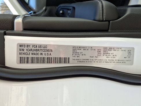 New 2026 Jeep Grand Cherokee Limited image 18