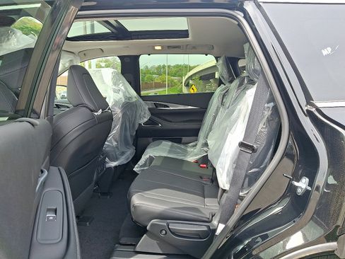New 2026 INFINITI QX60 Luxe w/ Cargo Package AWD/4WD image 5