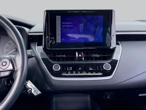 Used 2024 Toyota Corolla LE FWD image 7