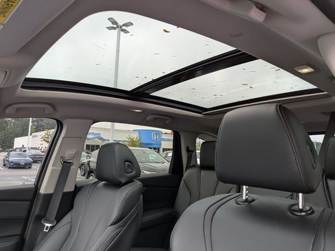 Used 2022 Acura MDX SH-AWD image 16