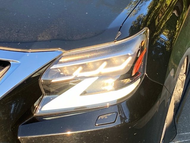 Used 2023 Lexus GX 460 Luxury w/ Accessory Package AWD/4WD image 5