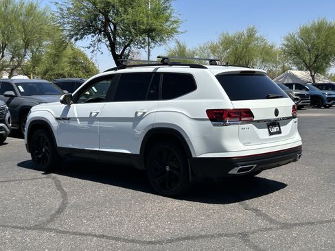 Used 2021 Volkswagen Atlas SE FWD image 3