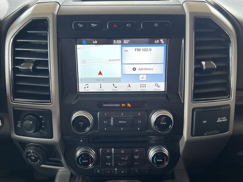 Used 2018 Ford F150 Lariat w/ Equipment Group 502A Luxury AWD/4WD image 28