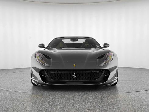 Used 2021 Ferrari 812 GTS image 10