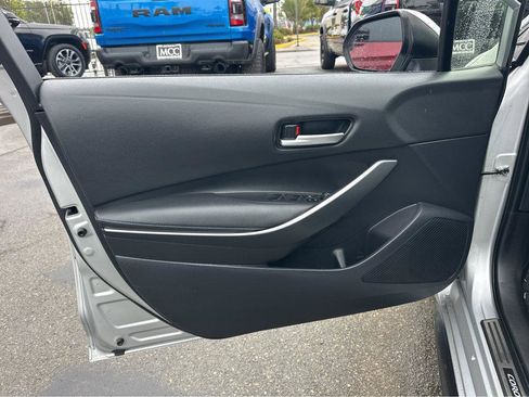 Used 2022 Toyota Corolla SE image 15