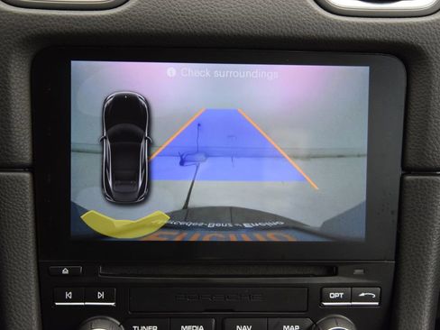 Used 2019 Porsche 718 Cayman RWD image 28