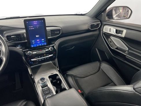 Used 2022 Ford Explorer ST w/ ST Street Pack AWD/4WD image 29