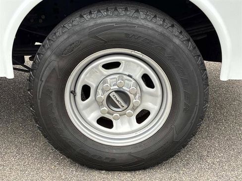 Used 2022 Ford F350 XL w/ Power Equipment Group image 17