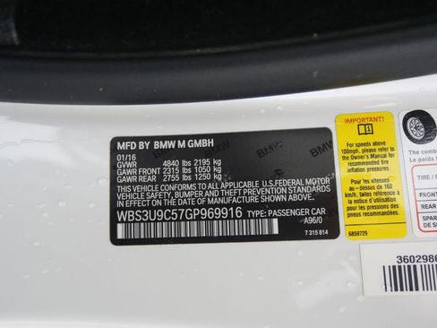 Used 2016 BMW M4 Convertible image 26