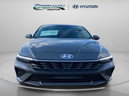 New 2026 Hyundai Elantra SE w/ Cargo Package image 2