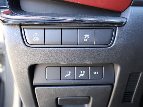 Used 2023 MAZDA MAZDA3 s image 34