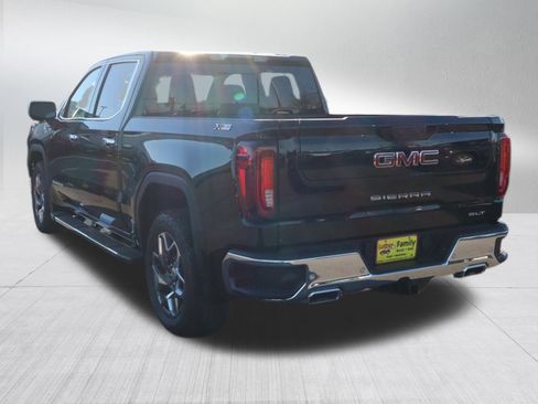 New 2026 GMC Sierra 1500 SLT image 5