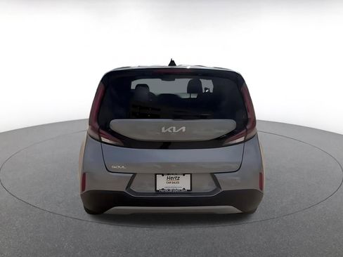 Used 2025 Kia Soul LX w/ LX Technology Package image 12