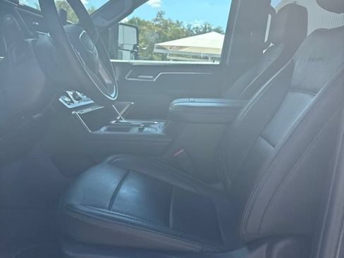 Used 2025 GMC Sierra 2500 Denali w/ Denali Reserve Package AWD/4WD image 7