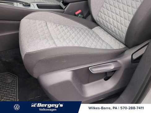 Used 2025 Volkswagen Tiguan S AWD/4WD image 14
