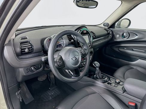 Used 2017 MINI Cooper Clubman ALL4 image 6