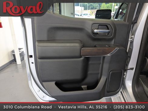 Used 2021 GMC Sierra 1500 SLT w/ SLT Premium Plus Package AWD/4WD image 13
