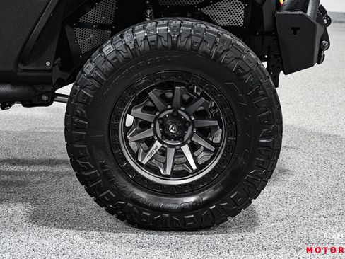 Used 2022 Jeep Gladiator Sport image 15