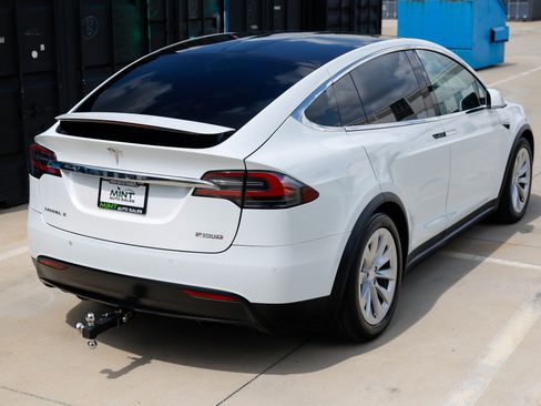 Used 2018 Tesla Model X P100D AWD/4WD image 17