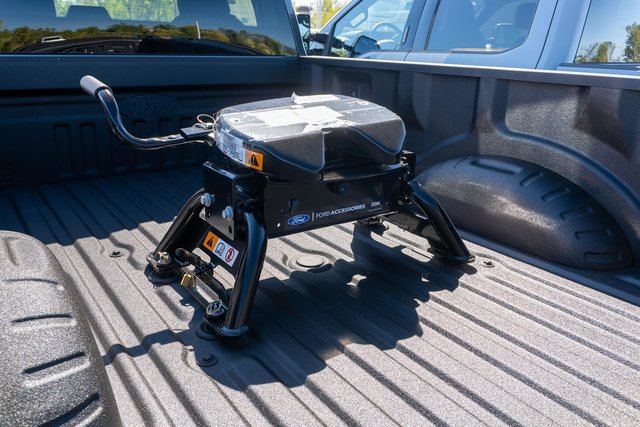 New 2026 Ford F250 XLT w/ 360-Degree Camera Package AWD/4WD image 23