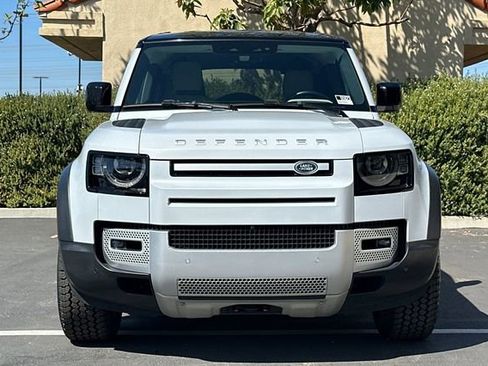 Used 2023 Land Rover Defender 110 S AWD/4WD image 8