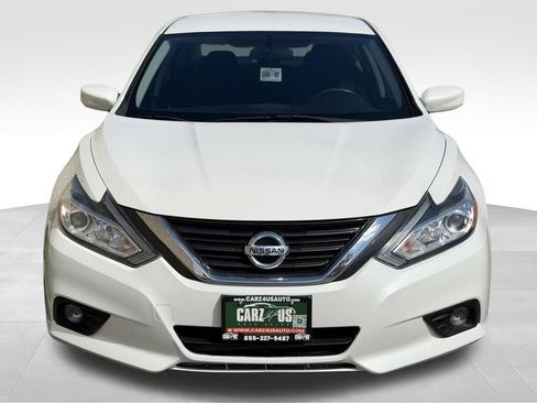 Used 2016 Nissan Altima 2.5 SV FWD image 2