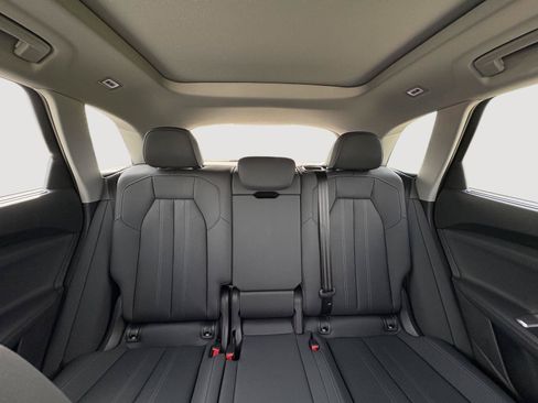 Used 2025 Audi Q5 Premium Plus w/ Premium Plus AWD/4WD image 20
