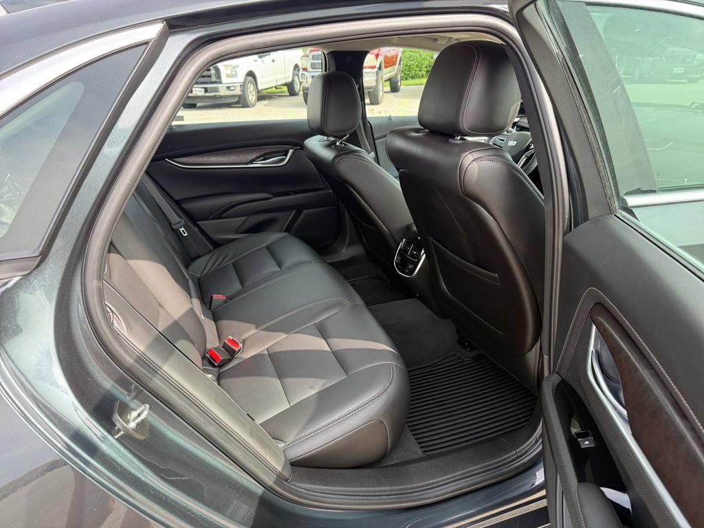 Used 2018 Cadillac XTS Luxury w/ Driver Awareness Package FWD image 40