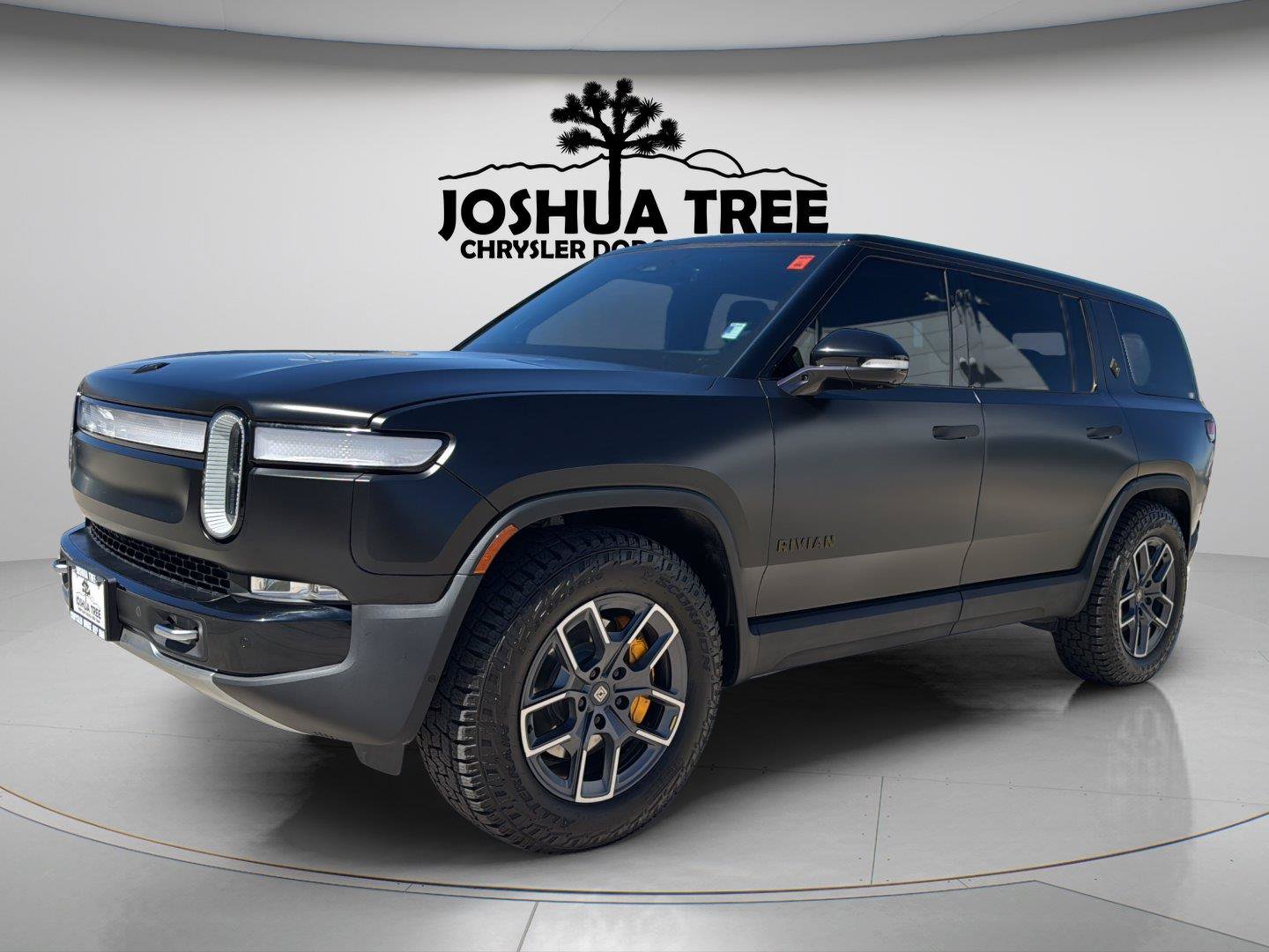 Used 2023 Rivian R1S Adventure Quad AWD/4WD image 3