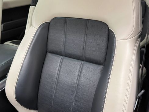 Used 2019 Land Rover Range Rover Sport HSE Dynamic image 28