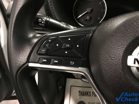 Used 2023 Nissan Sentra SV FWD image 32