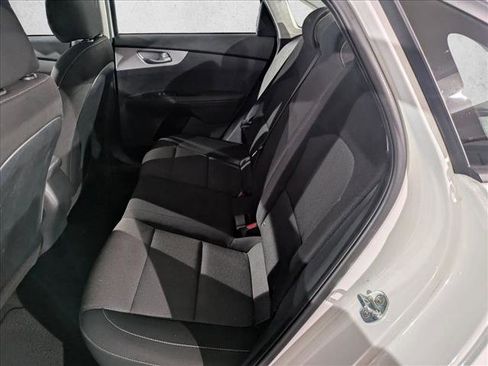 Used 2022 Kia Forte LXS image 24